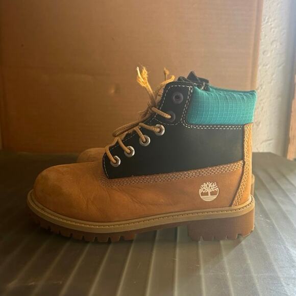 ˚₊‧꒰ა ☆ ໒꒱ ‧₊˚ Timberland Youth Waterproof Nubuck Boot Sz 1 ReBOTL Unisex - Picture 4 of 12